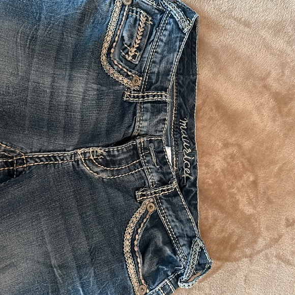 Blue jeans - Picture 2 of 4